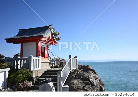 Kaizumi Shrine (Ryuogu) .
